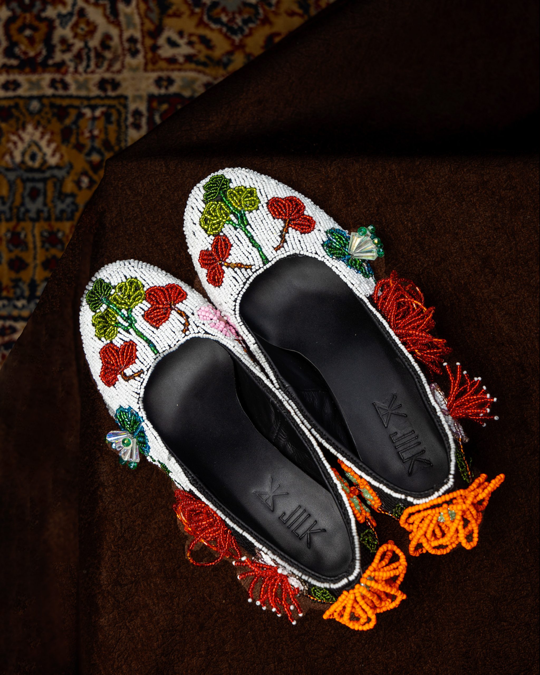 AJIGI BEADED PUMPS - Image 5