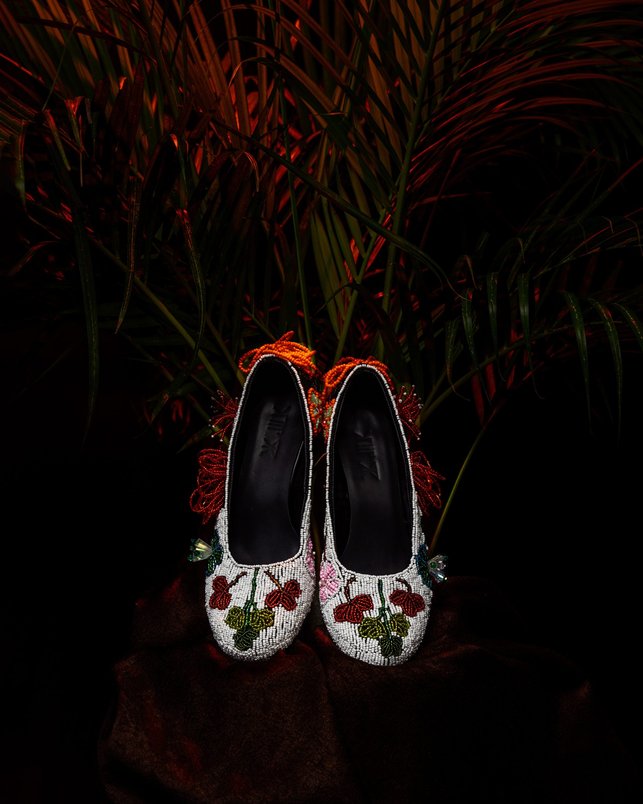 AJIGI BEADED PUMPS - Image 3
